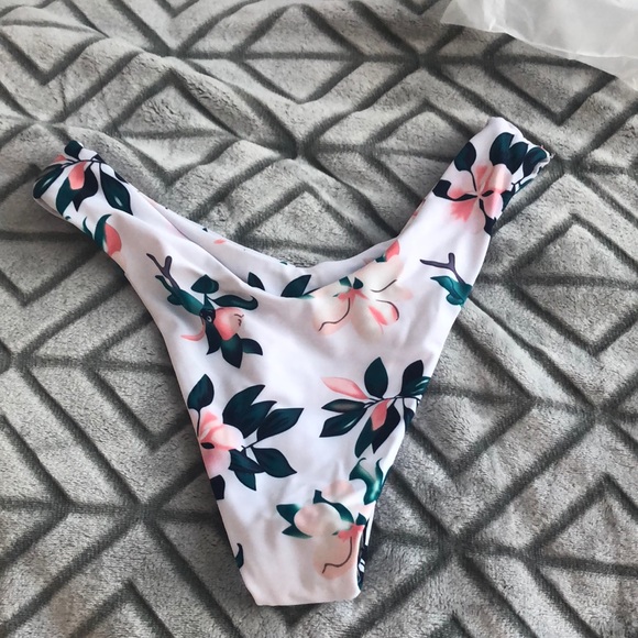 ZAFUL Plant Print Tie Front Bikini Set - Picture 3 of 3